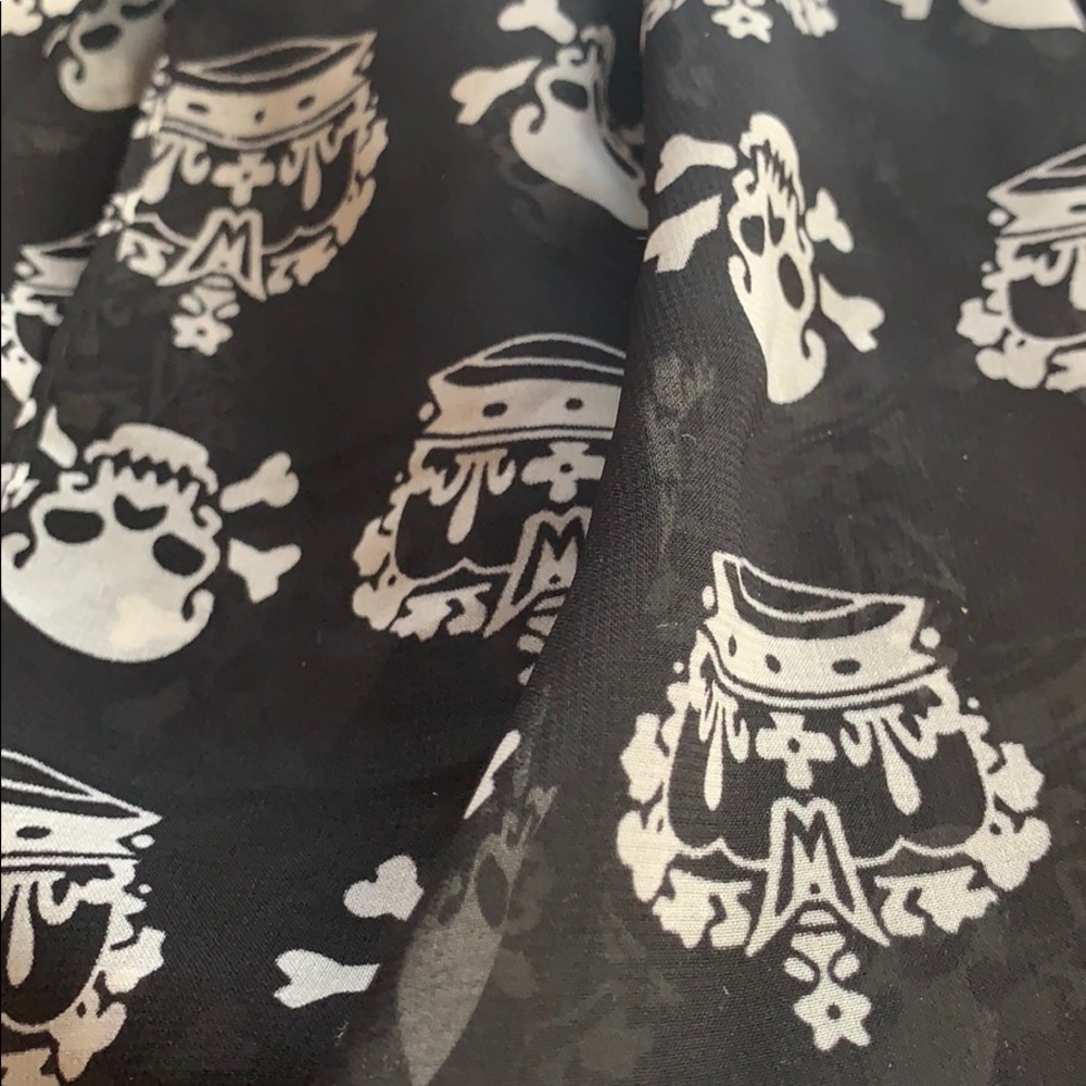 Scarves - Picture 2 of 3
